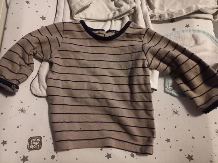 Lot vêtements 6 mois - photo numéro 6