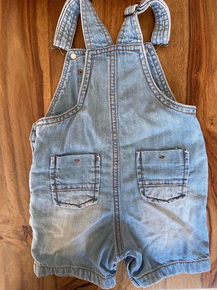 Salopette en jean - photo numéro 2