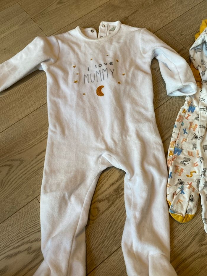 Lot pyjama - photo numéro 2