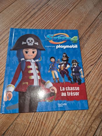 Livre playmobil super 4 la chasse au trésor