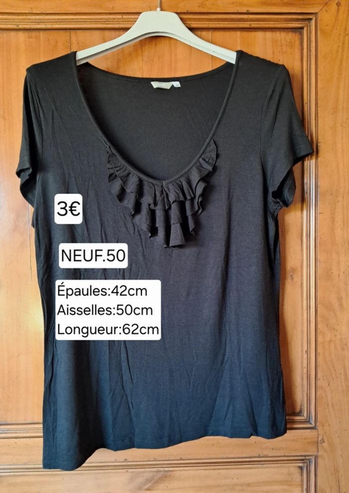 Tee-shirt NEUF pour femme taille 50