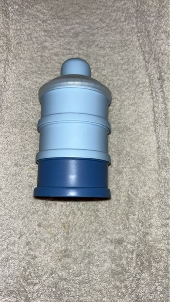 Boîte doseuse, lait bleu