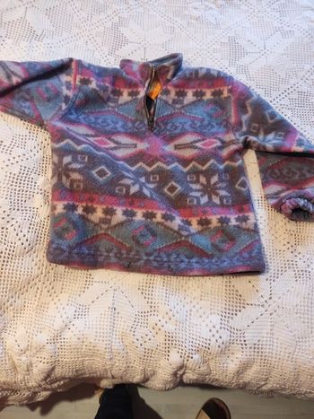 pull polaire multicolore 5 ans