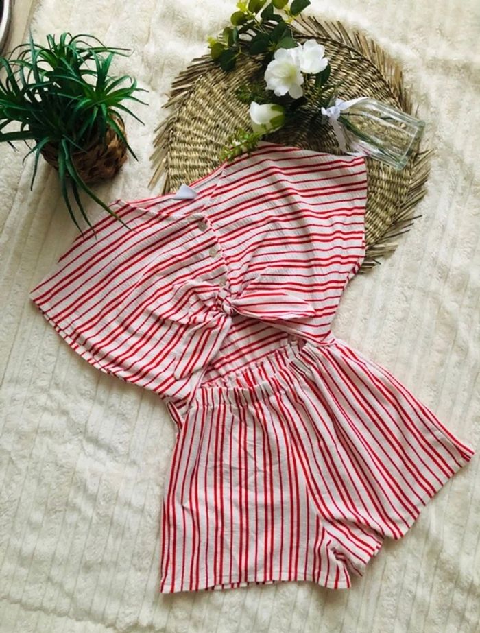 Combishort crème et rouge Zara - photo numéro 2