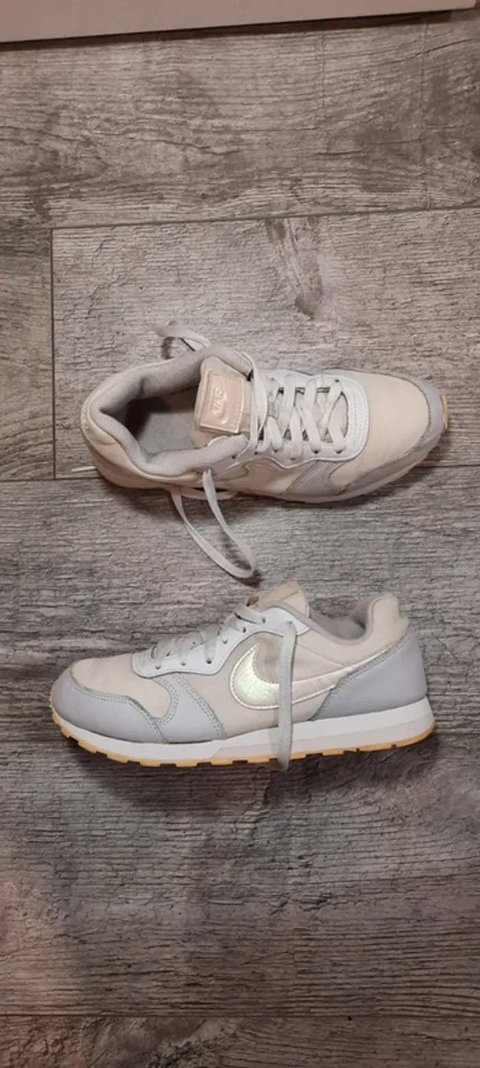 Basket femme Nike MD Runner 38.5 - photo numéro 2