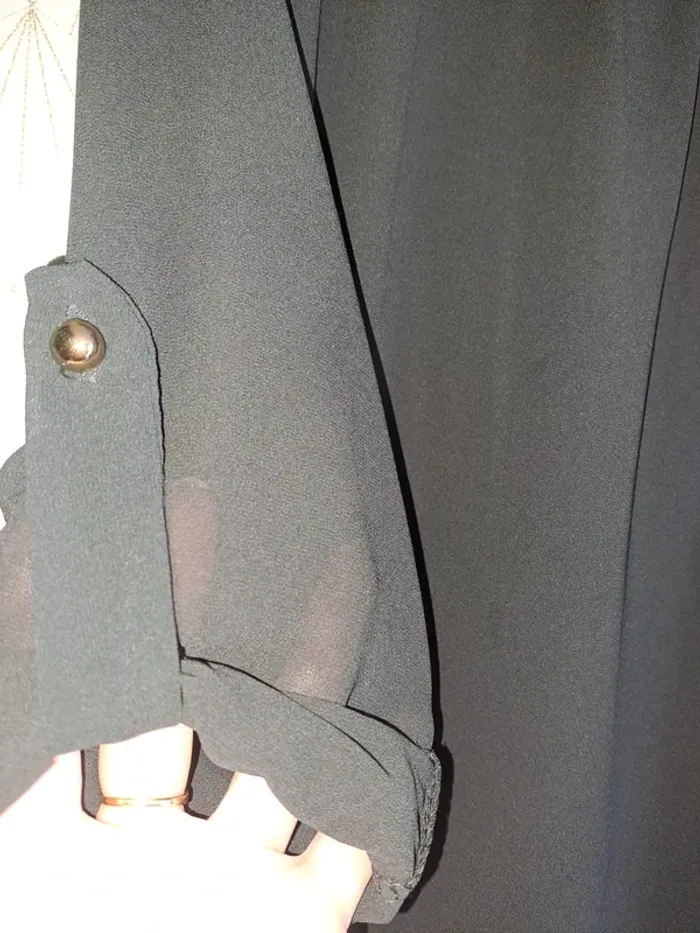 Blouse femme noire tbe fluide dentelle doublure T1 - photo numéro 5