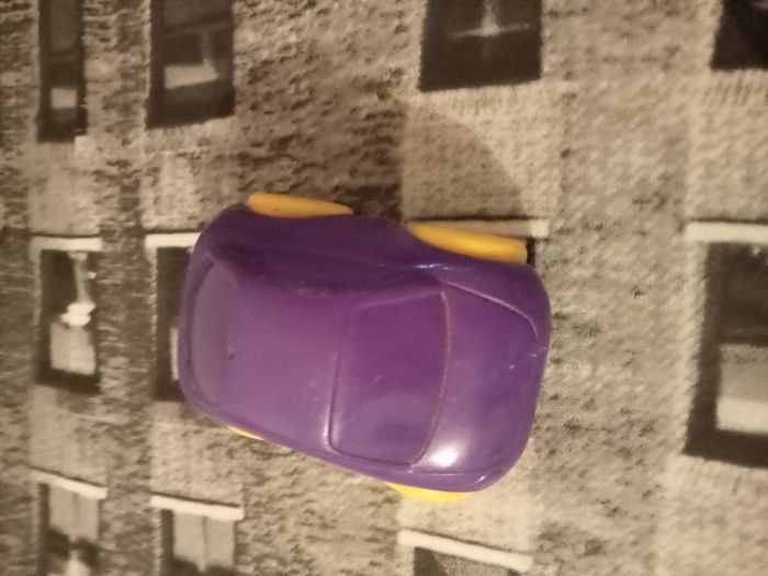 Petite voiture - photo numéro 2