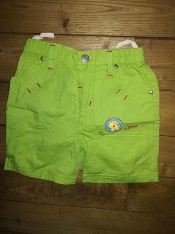 Shirt vert taille 12 Mois 1€