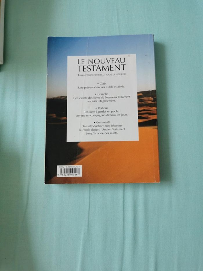 Le. Nouveau testament - photo numéro 2