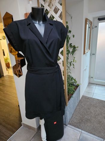 MNG robe noir taille S