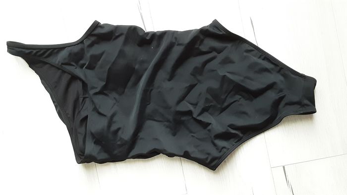 Vêtement femme maillot de bain une pièce une bretelle noir Shell taille S - photo numéro 3