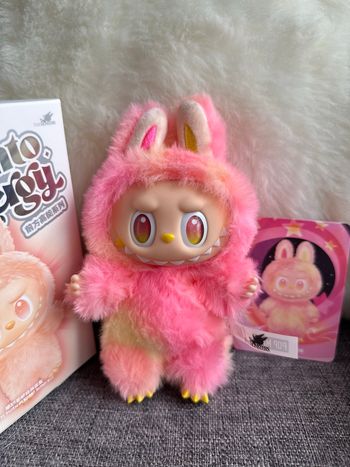 Labubu Big Into Energy Loyalty plush pendant