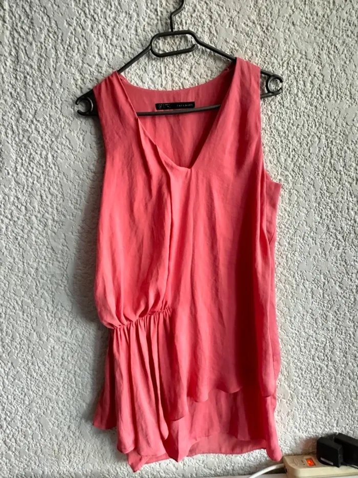 Robe rose élastique à la taille txs Zara