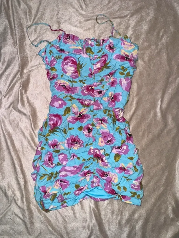 Robe courte moulante Zara L
