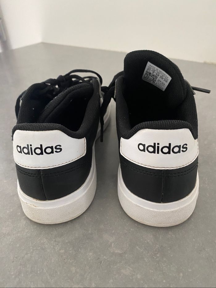 Baskets adidas grand court taille 34 - photo numéro 3