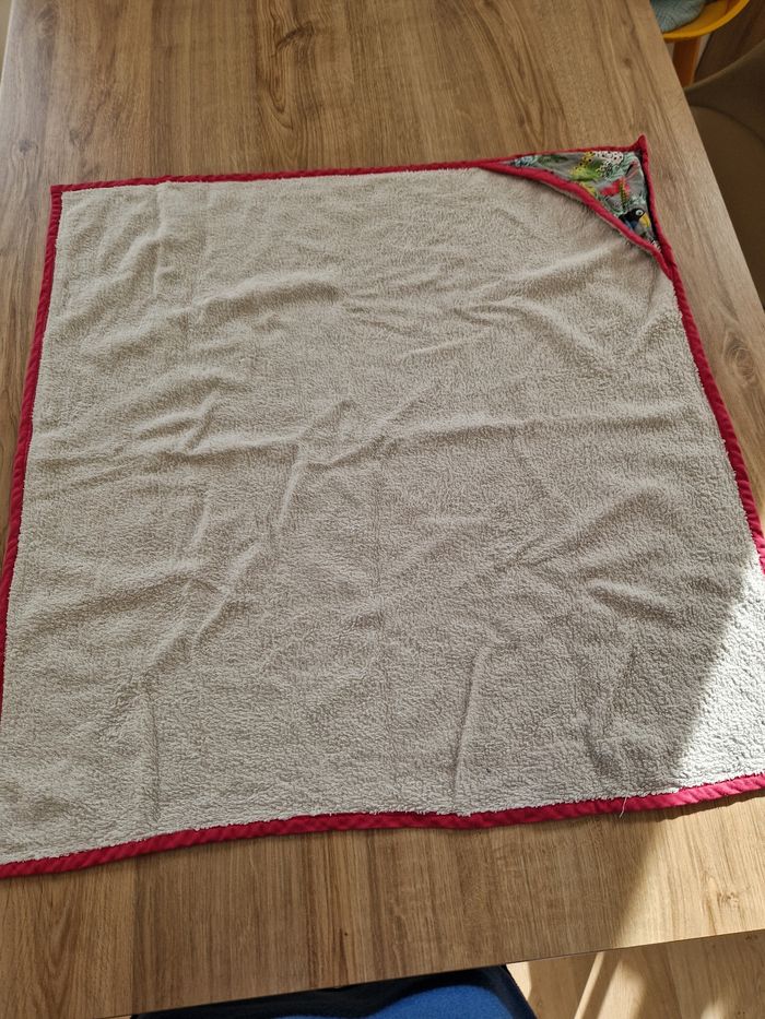 🧼 Cape de bain bébé avec capuche – Douce et confortable - photo numéro 3