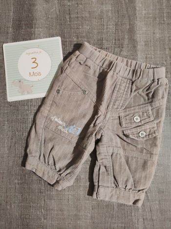 Pantalon 3 mois neuf