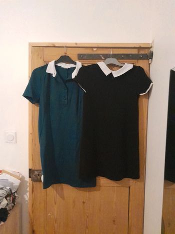 2 robes avec col blanc zara taille S