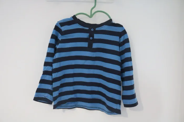 Ensemble haut/jogging Lupilu, pull Adidas et gilet Même pas peur 4 ans - photo numéro 6