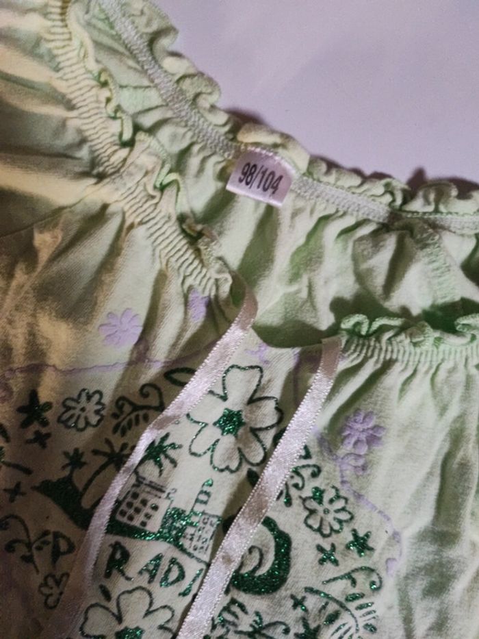 Blouse taille 98 excellent état - photo numéro 2