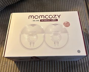 Momcozy M5 tire lait mains libres