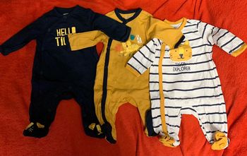 Lot 3 pyjamas
