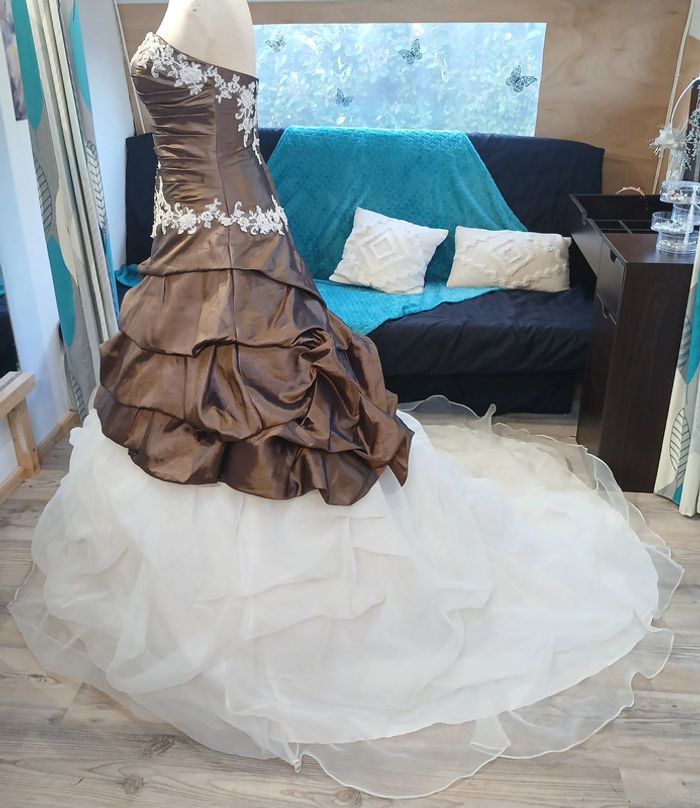 robe de mariée taille 34/36 - photo numéro 3