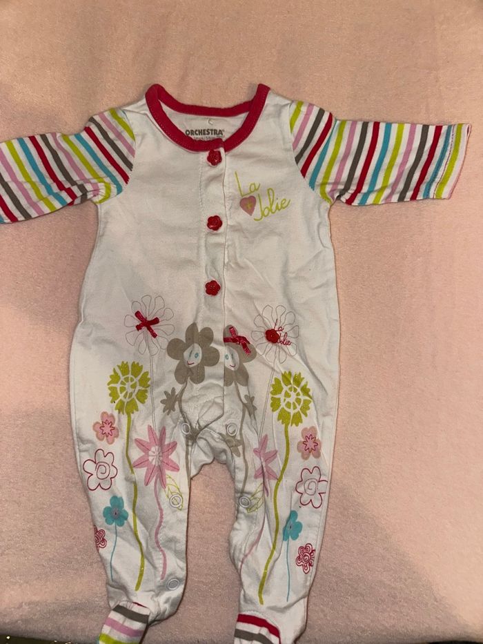 Lot vêtements bebe 1- 3 mois