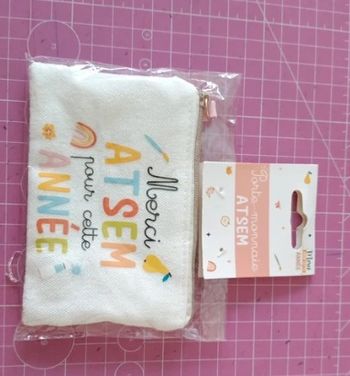 Cadeau fin année ATSEM ecole porte monnaie