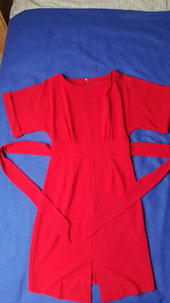 Superbe robe rouge Closet