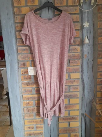 Robe manches courtes
