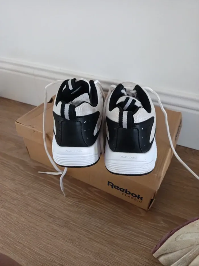 Magnifique basket Reebok taille 40 - photo numéro 5