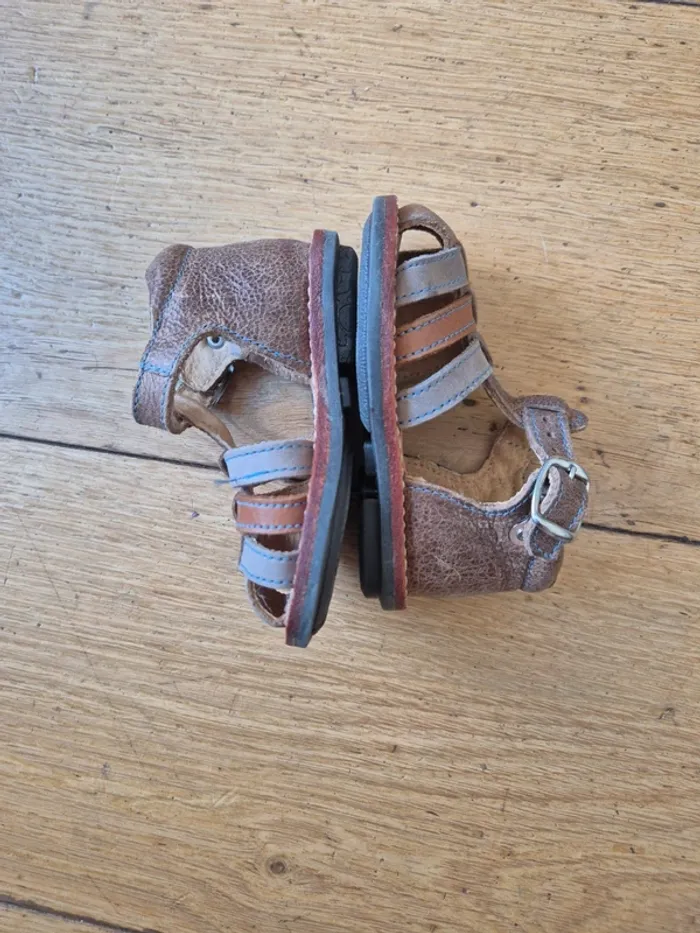 Sandales bébé cuir - photo numéro 3