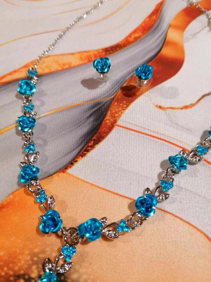 Collier - photo numéro 2