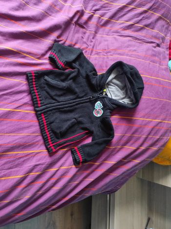 Gilet capuche zippé 100%coton