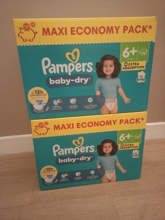 Pampers baby dry taille 6+ (152 couches)