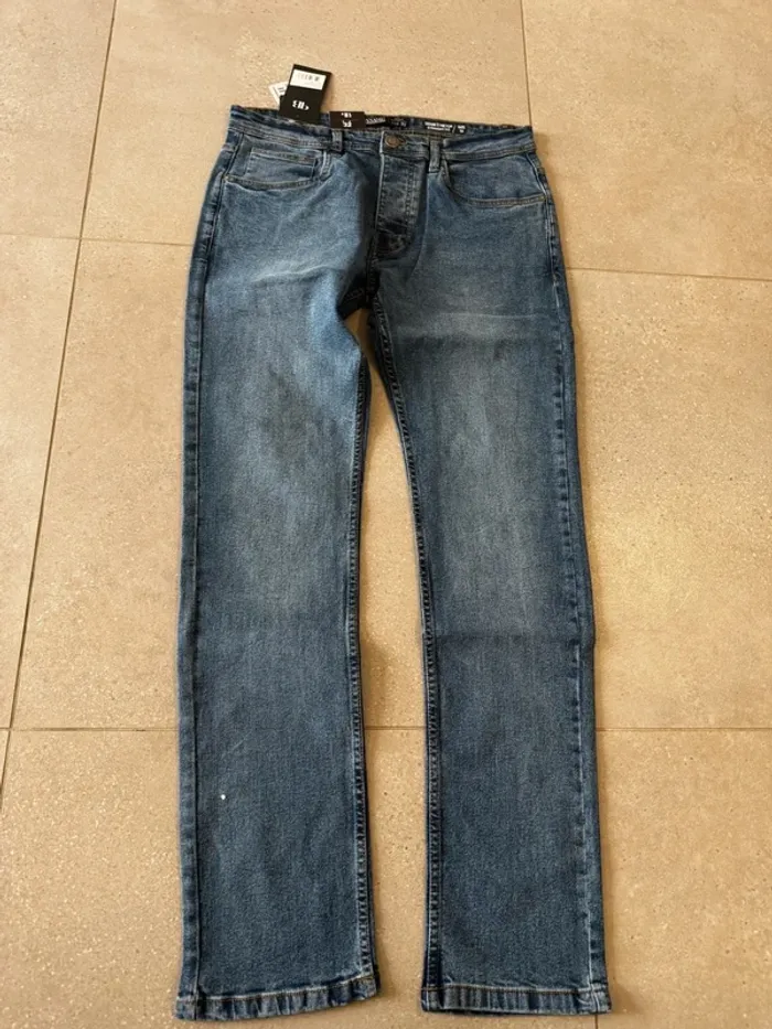 Jean Paname Brothers, taille 42, neuf avec étiquette, 42x110cm