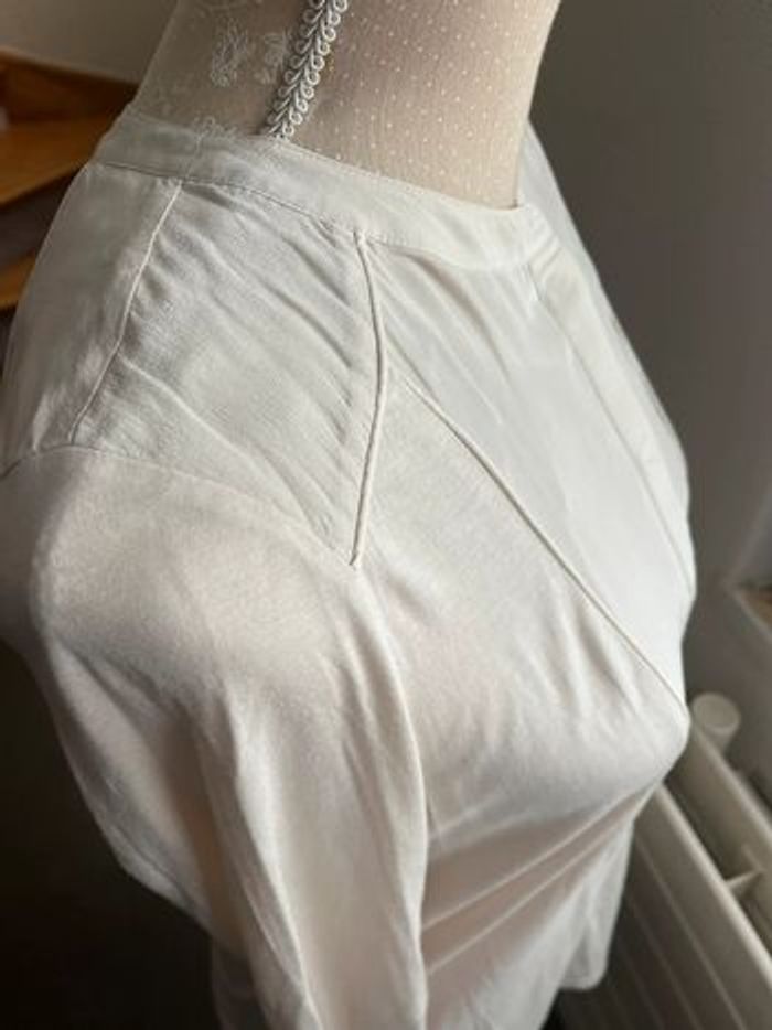 Haut 👚 - photo numéro 2
