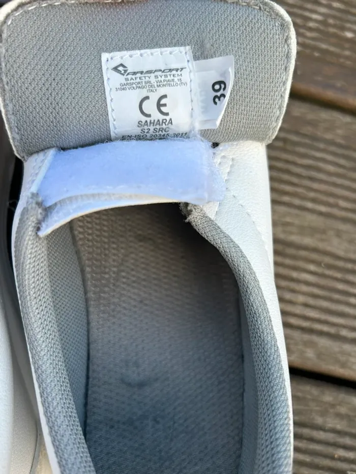 Chaussures blanches de sécurité Garsport blanche 39 parfait état - photo numéro 6