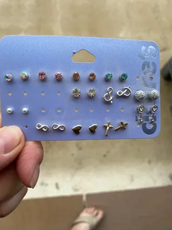 Plaques 12 paires de boucles d’oreilles