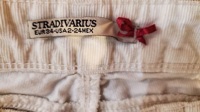 Short blanc strié court 100% Coton de marque Stradivarius - photo numéro 6