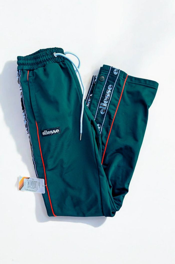 Jogging Ellesse vert forêt jambes boutonnées