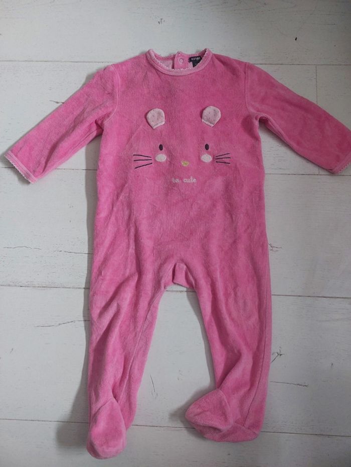Pyjama en velours rose Kiabi Taille 18 mois