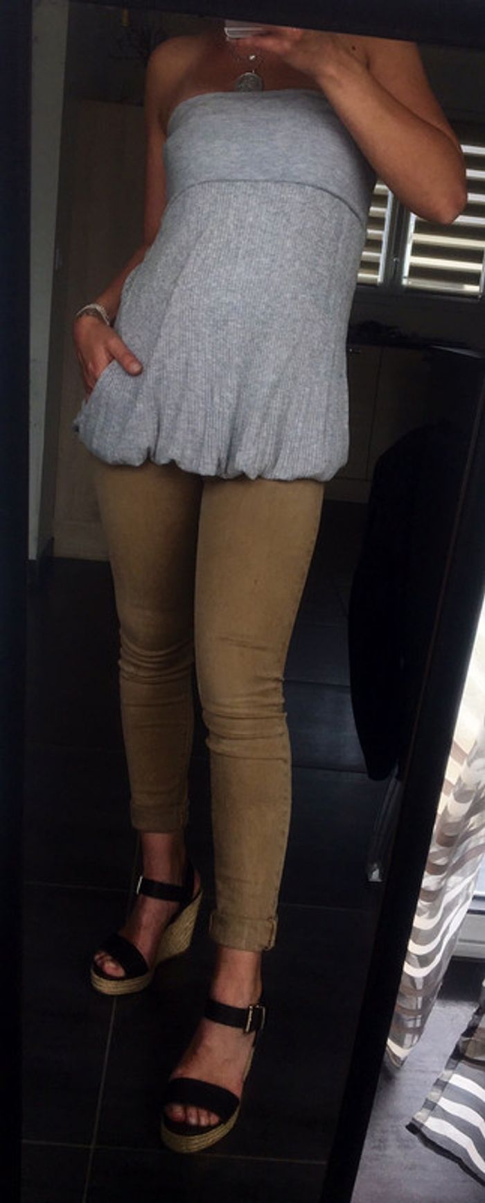 Bustier gris à poche - photo numéro 5