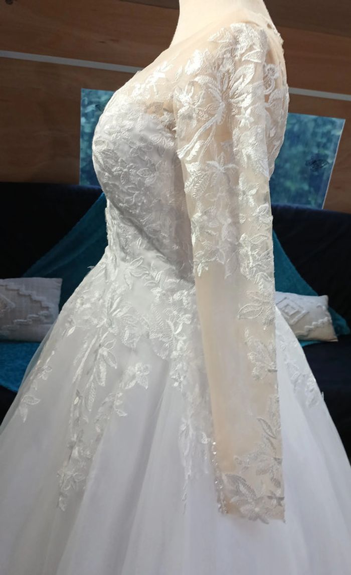 robe de mariée taille 34/36 - photo numéro 11
