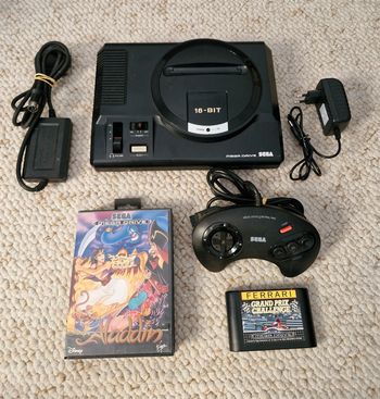 Console SEGA Megadrive 1 + 1 Manette & 2 Jeux