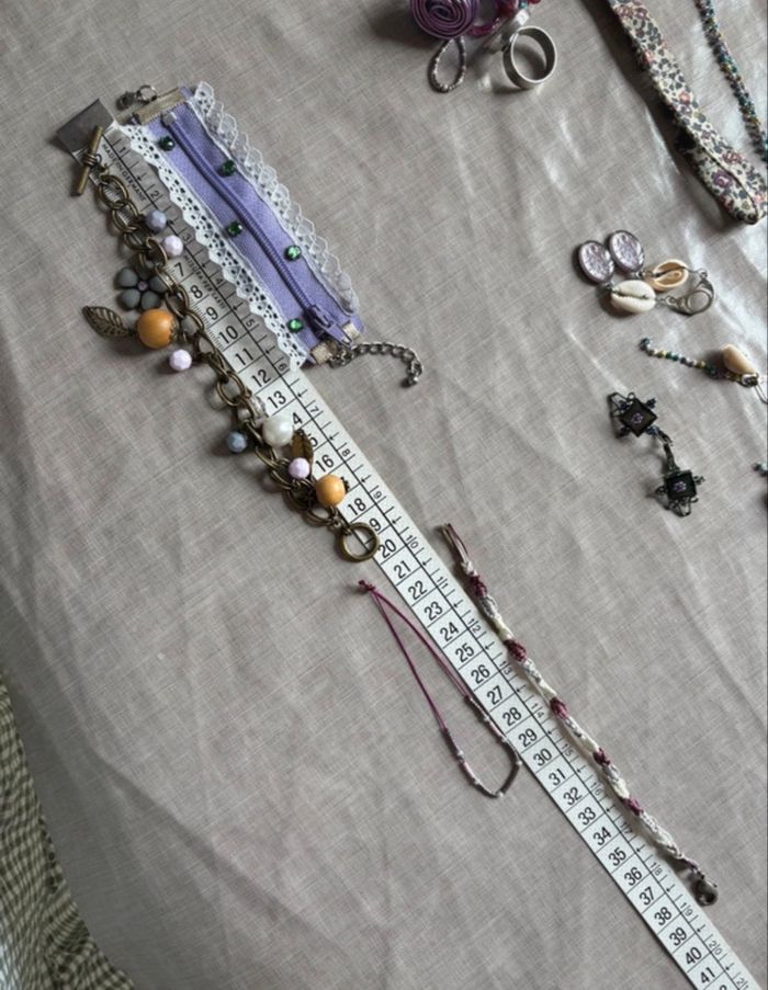 Lot de 18 bijoux fantaisie violet - photo numéro 8