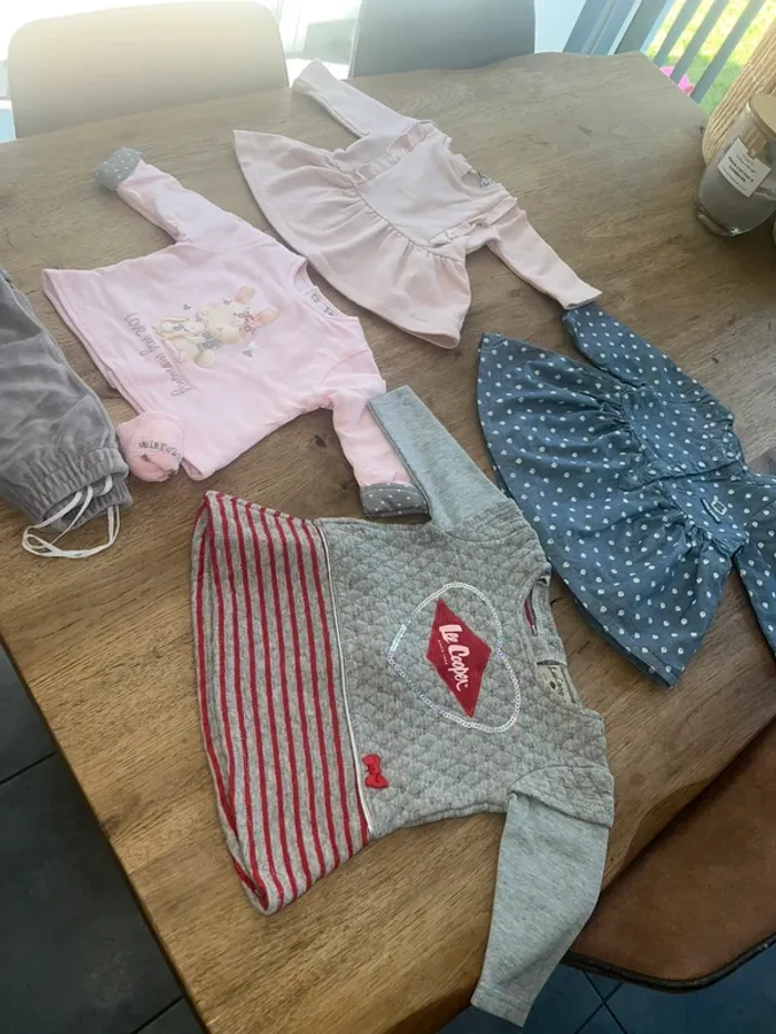 Lot vêtements fille 3 mois - photo numéro 2