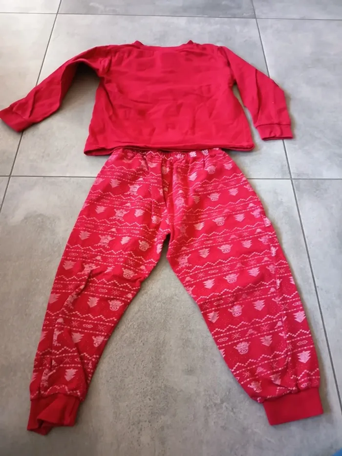 Pyjama minions 5 ans - photo numéro 6