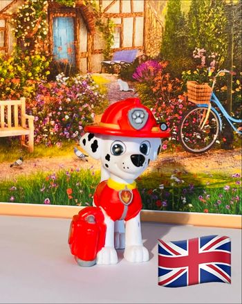 Tonie Marshall pat patrouille ( en anglais )